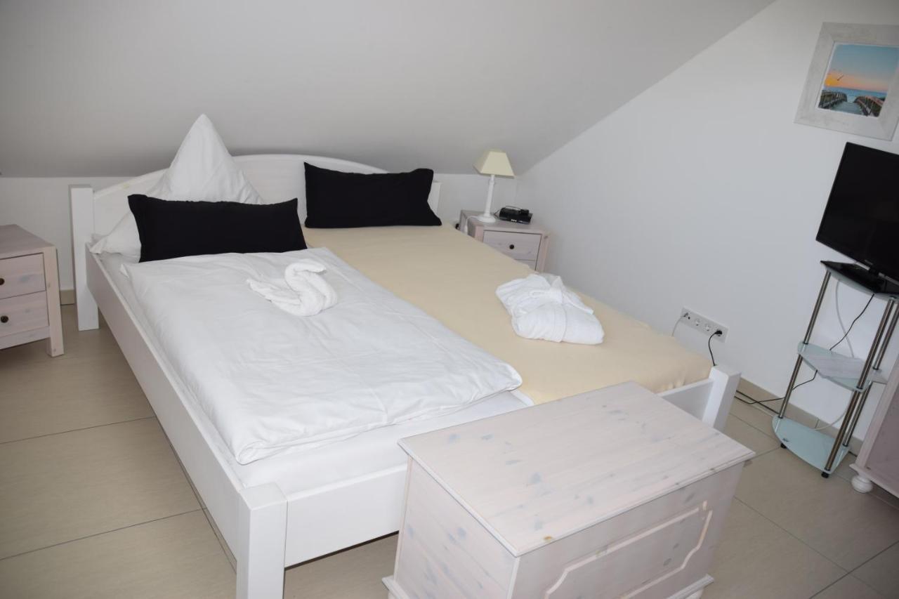 Wellness Appartements Ostfriesland Ihlowerfehn Exterior foto